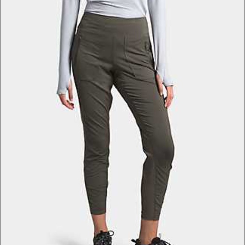 XS womens paramount legging joggers The North Face never worn